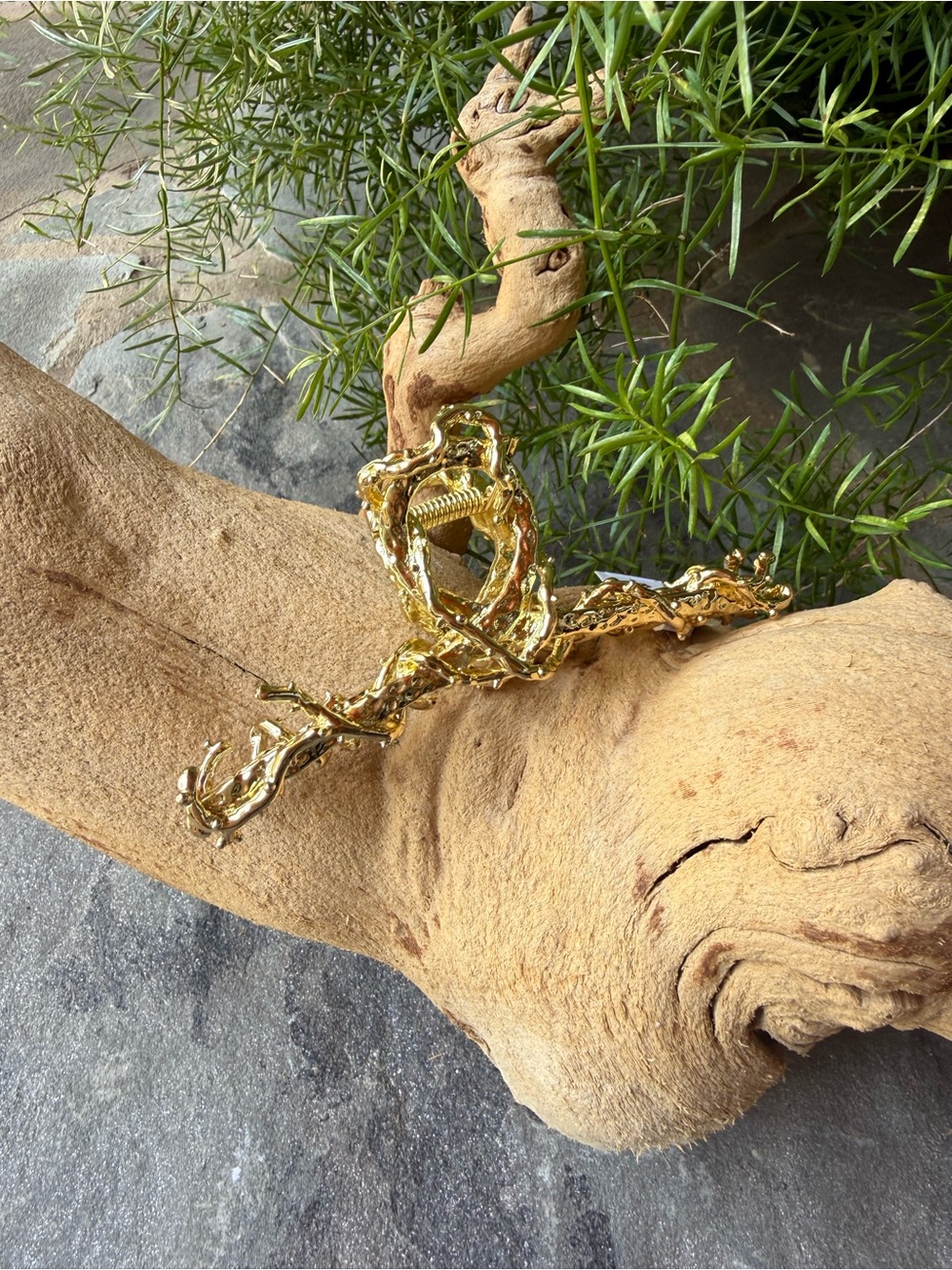 New🌟Free People-Gold Toned Metal Hair Clip